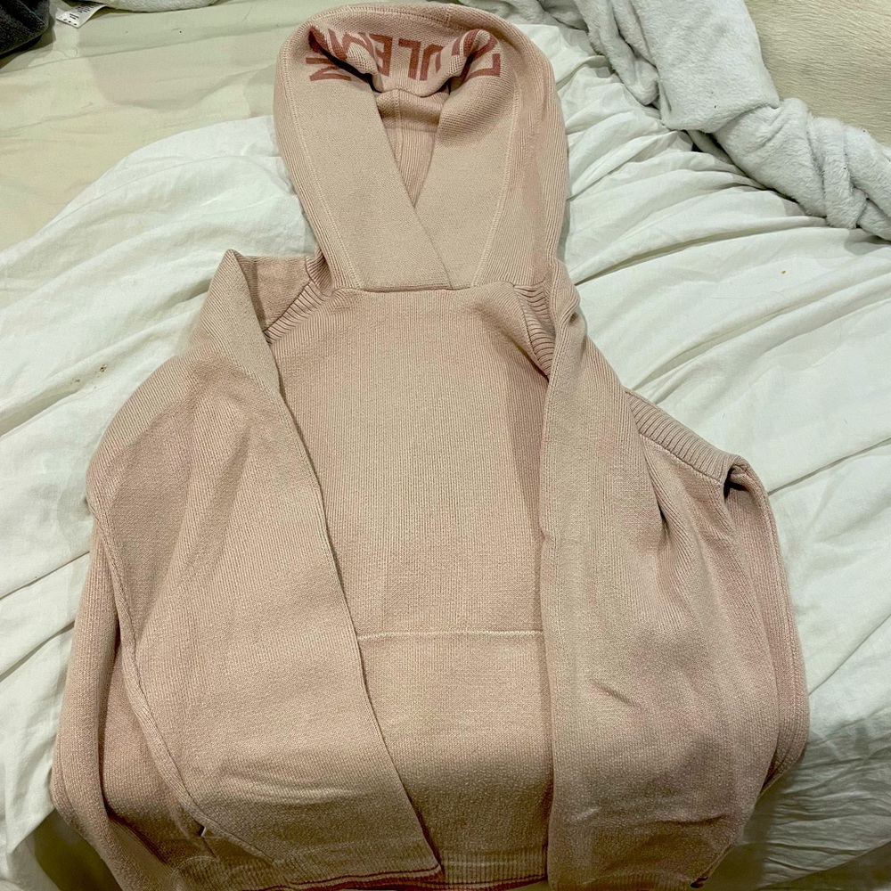 Lululemon Rose Pink hooded sweater, size 4, excellent like new condition